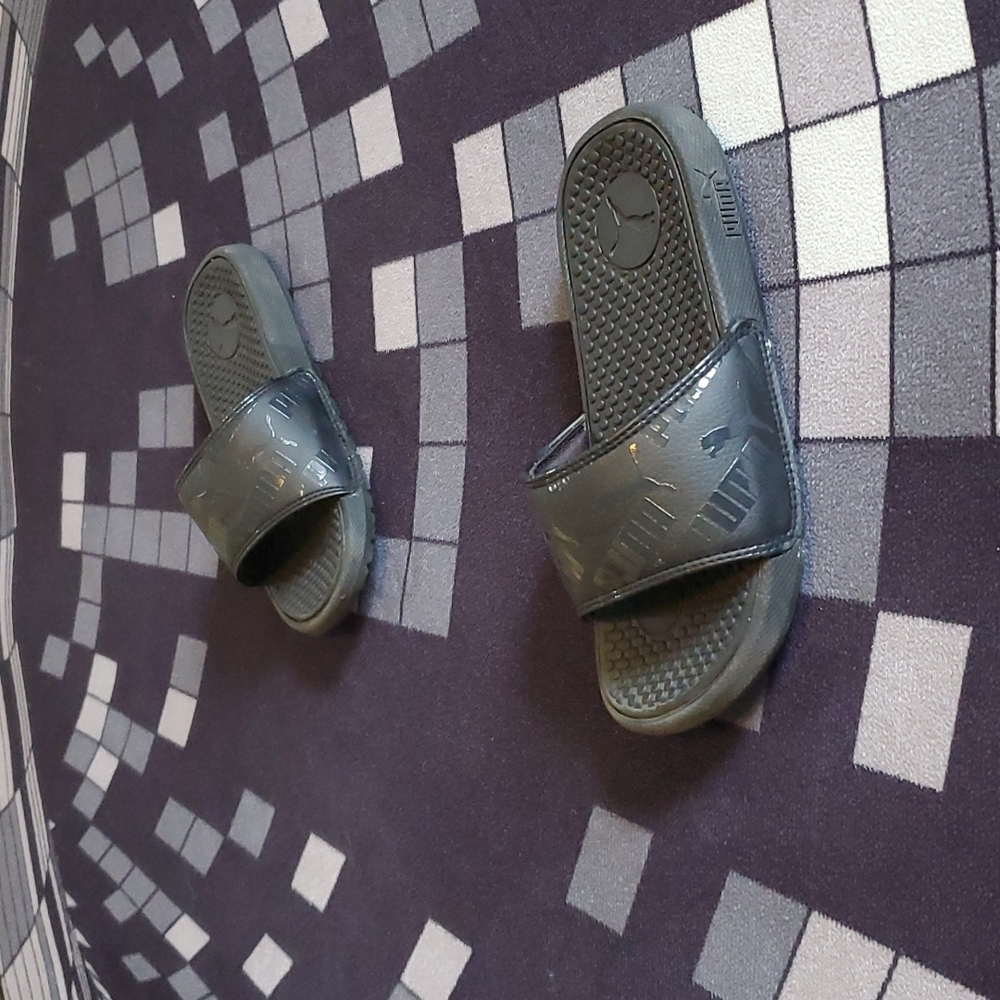 Vinyl Logo Slides